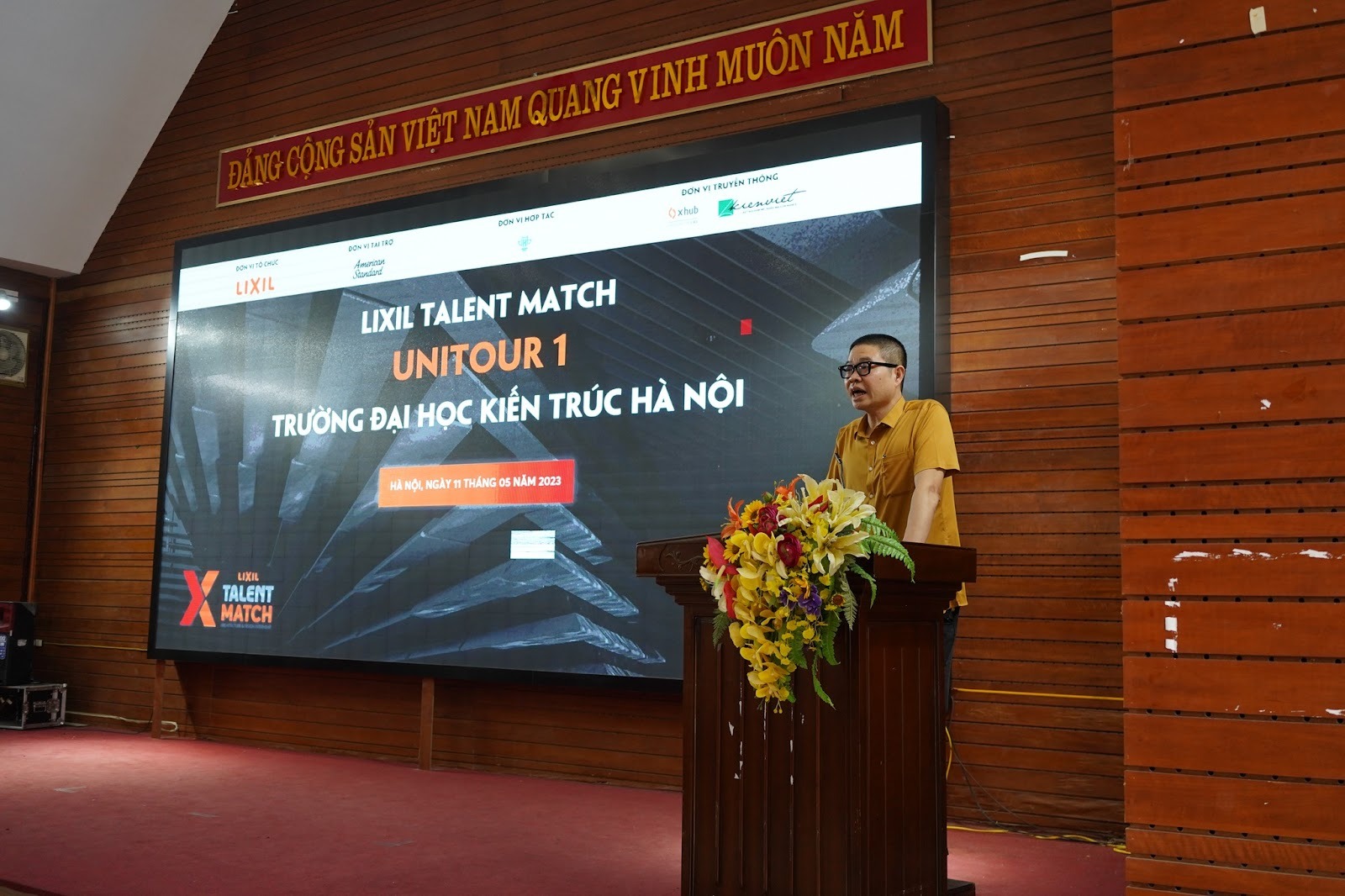 Nhìn lại hành trình LIXIL Talent Match Unitour 2 miền Bắc - Nam, 6 trường Đại học và những chia sẻ về hành trang hành nghề bền vững 52 WWpDdv4t2p4AE8U656zhSx3AKaVkR0efYGJJqZ9NUMliboU10bxE5hHf1qVRfWVhFO2oCM84NV6P41bVqO52 NhGlIWwNaN6qNQvbnzrB3AyzCDjD Loar1VwEpHp4kaLNRO0jbVAdo6