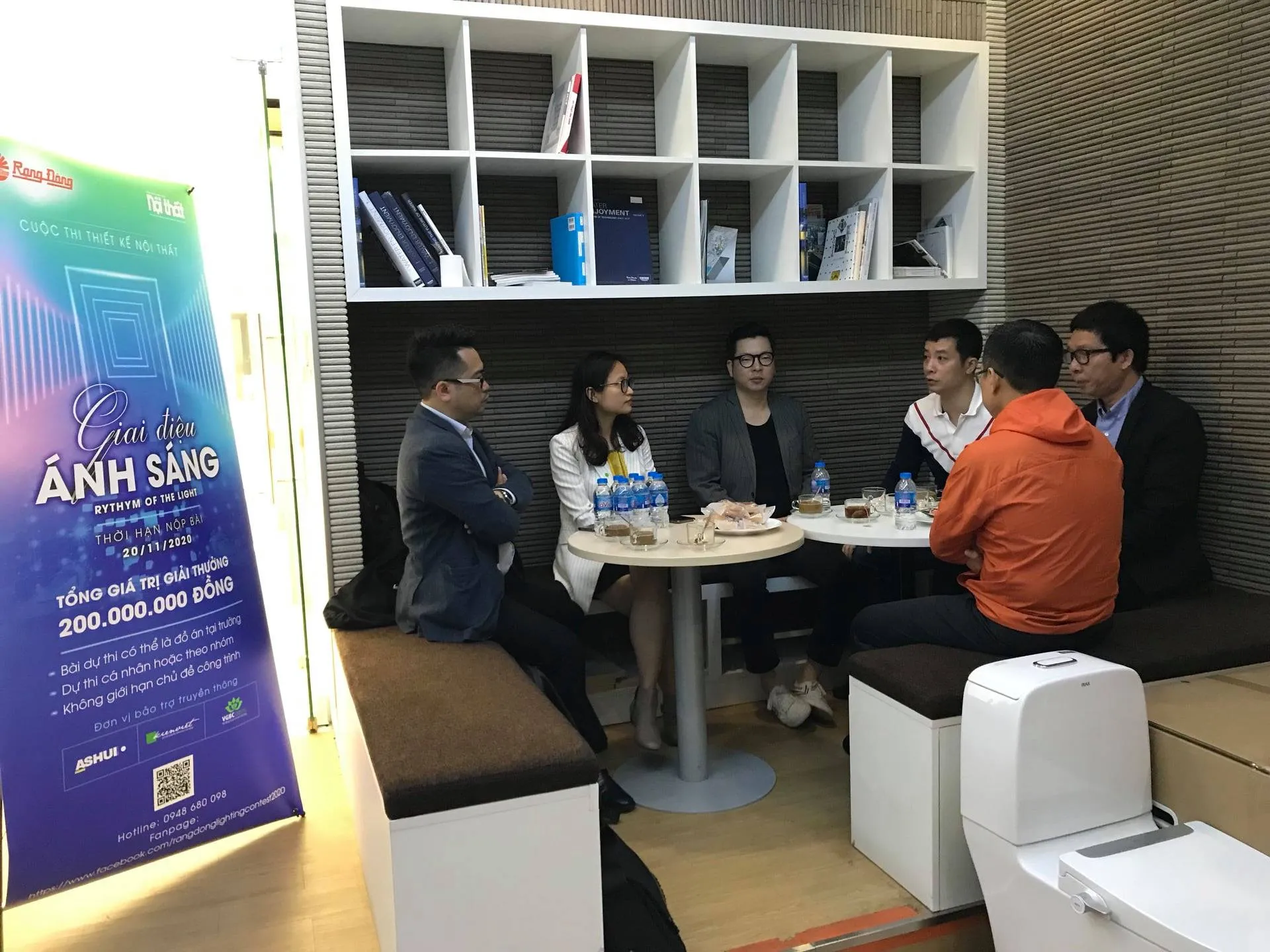 Vòng chấm chung khảo cuộc thi “Giai điệu ánh sáng” tại không gian Kiến trúc – Thiết kế X-hub